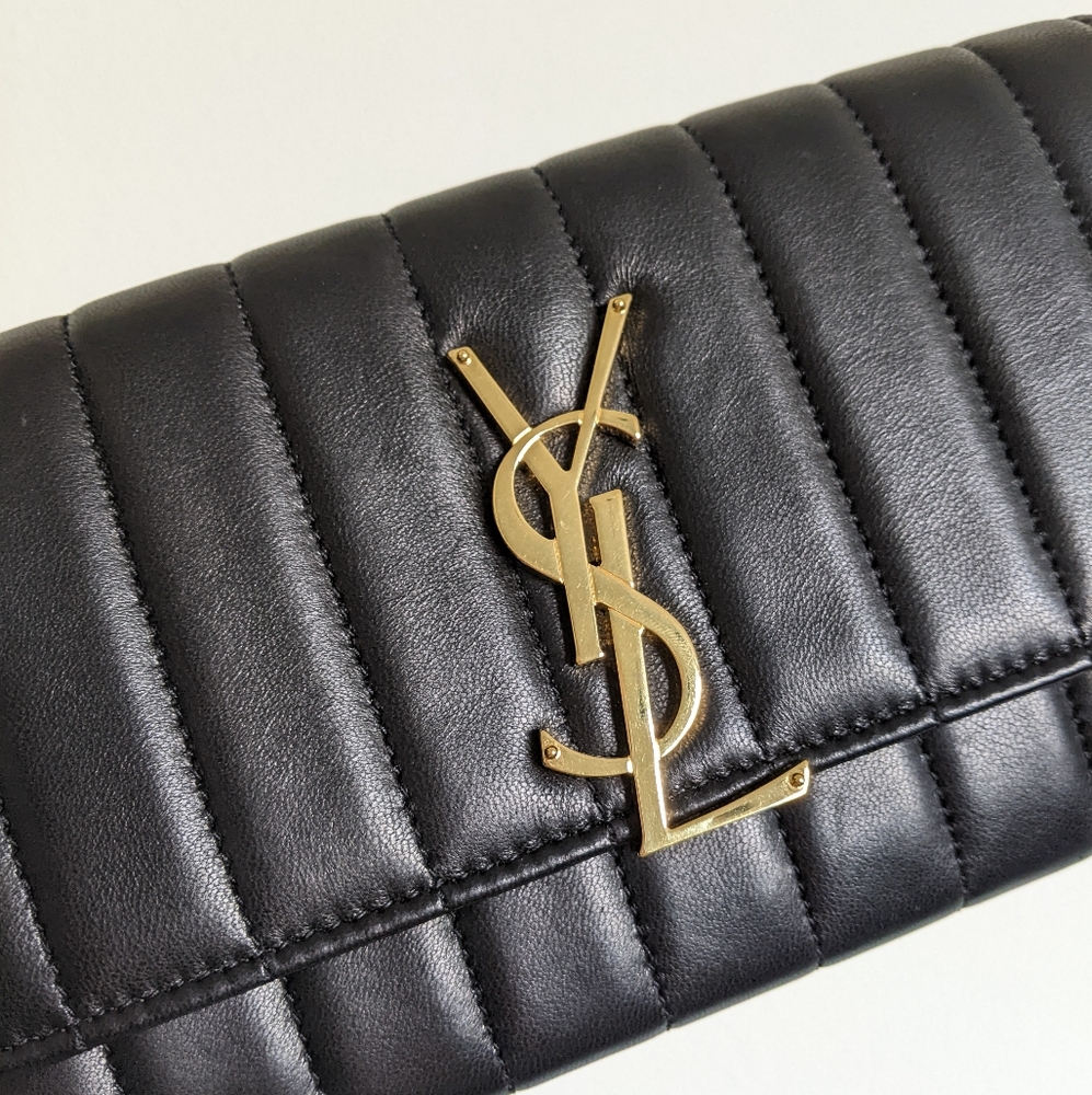 Yves Saint Laurent Black Quilted Wallet - Picture 6 of 12